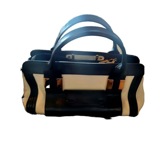 Chloe authentic Alice bag  - Picture 3 of 6